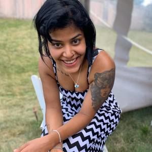 Meet your Posher, Jennifer